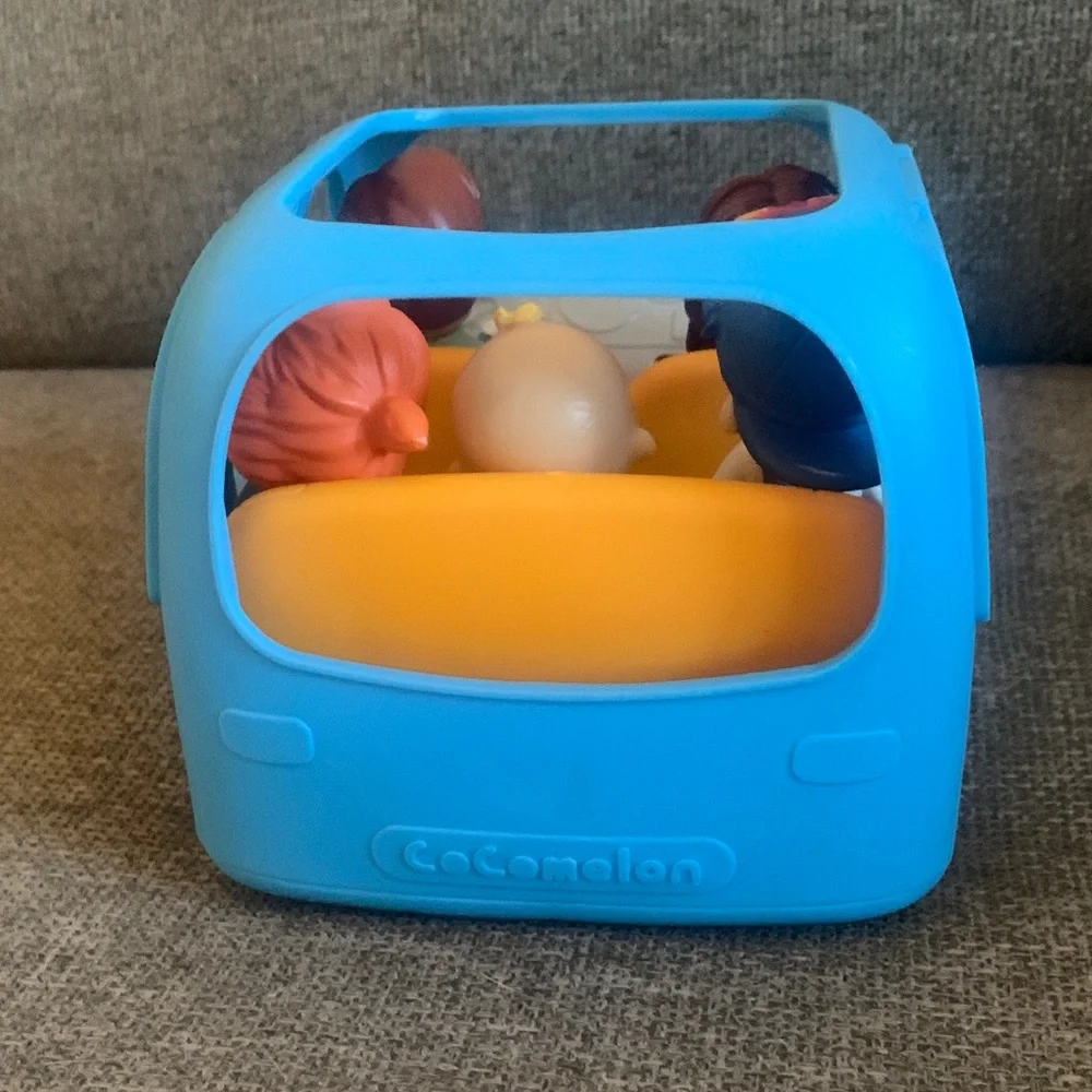 Cocomelon Talking Singing Blue Toy Van with Figures